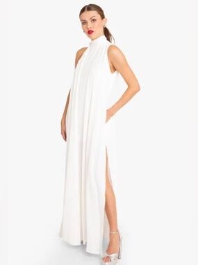 Black Halo Henna Gown in White